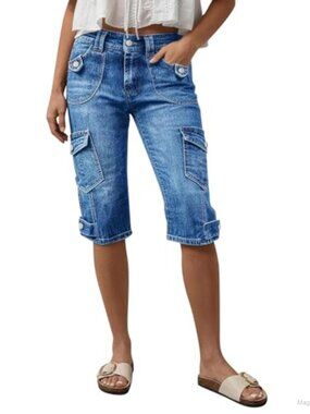Mid Rise Straight Leg Capri Cargo Jeans with Flap Pockets, Stretch Denim
